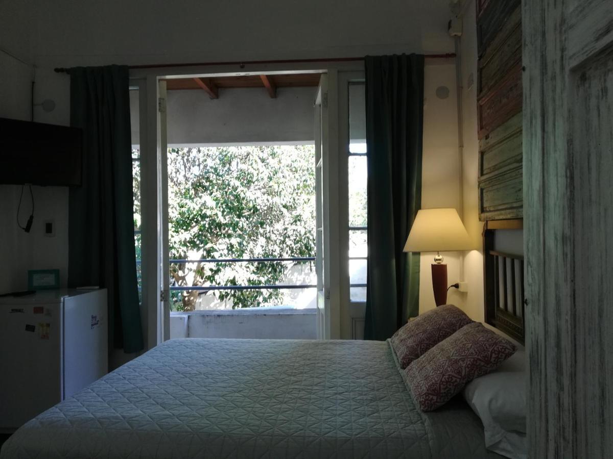 Hotel Boutique Casablanca Adrogue Bagian luar foto