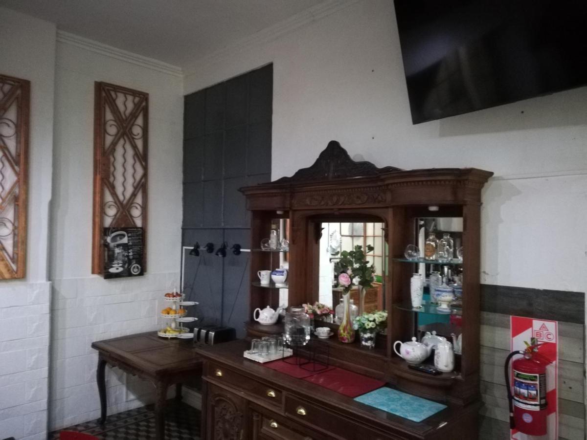 Hotel Boutique Casablanca Adrogue Bagian luar foto